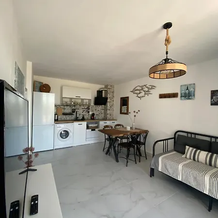 порт морска гледка - Port Sea View Lozenets