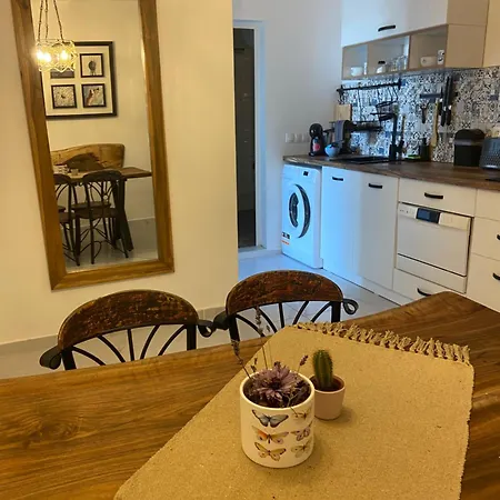 Port Apartment Lozenets